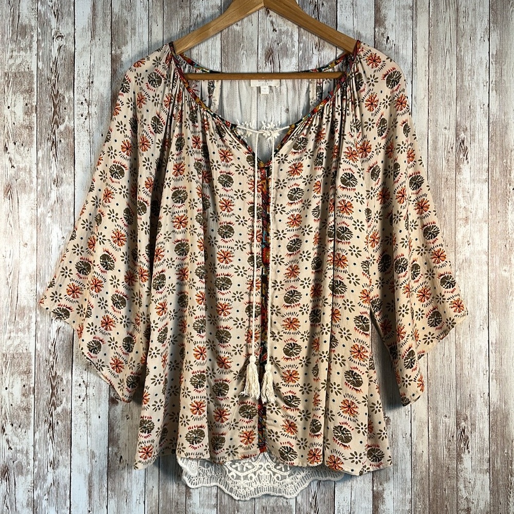 Umgee Women's Flowy Peasant Blouse Boho sz Medium Lace Panel Tassel Tan Orange
